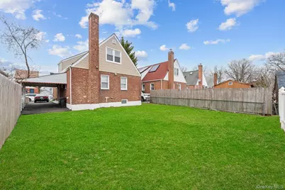 20 Dewitt Street, Valley Stream, NY 11580 - Photo 14