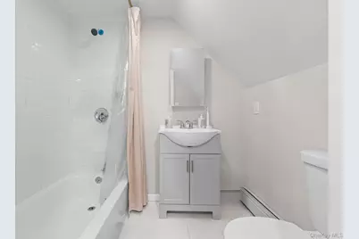 20 Dewitt Street, Valley Stream, NY 11580 - Photo 12