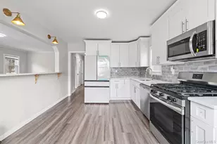 20 Dewitt St, Valley Stream, NY 11580 - Photo 2