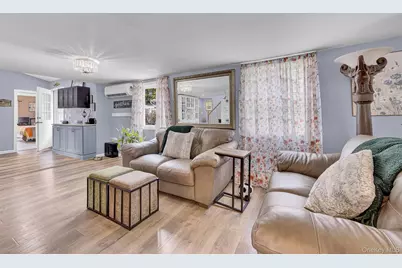1116 Montauk Highway, Oakdale, NY 11769 - Photo 8