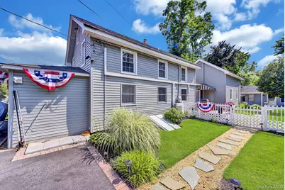 1116 Montauk Highway, Oakdale, NY 11769 - Photo 2