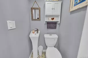 1116 Montauk Hwy, Oakdale, NY 11769 - Photo 12