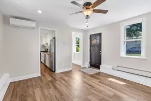 5 Eckert St, Huntington Station, NY 11746 - Photo 2