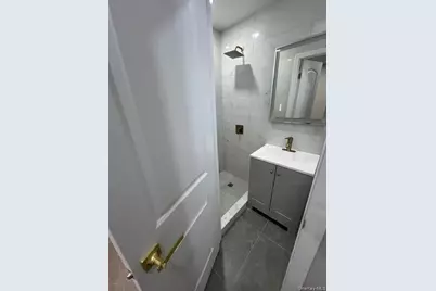 2524 Tenbroeck Avenue, Bronx, NY 10469 - Photo 6