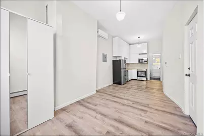 18-20 Stanhope Street #1L, Ridgewood, NY 11385 - Photo 4