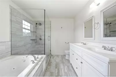 59 Southard Avenue, West Babylon, NY 11704 - Photo 12