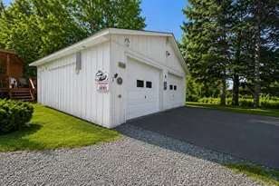 7 Bowers Dr, Hurleyville, NY 12747 - Photo 2
