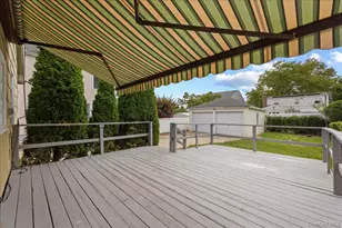 96 Capitol Ave, Williston Park, NY 11596 - Photo 28
