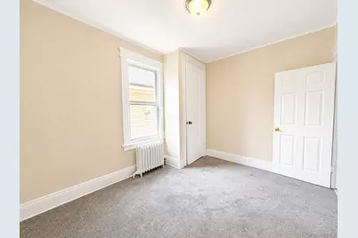 166 Beechwood Avenue #2R, Mount Vernon, NY 10553 - Photo 6