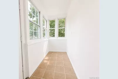 166 Beechwood Avenue #2R, Mount Vernon, NY 10553 - Photo 10