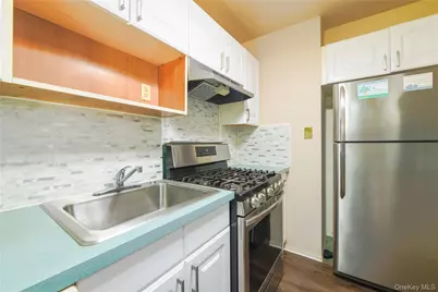 225-35 88 Avenue #42-9, Queens Village, NY 11427 - Photo 6