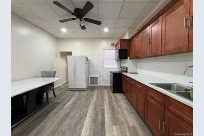 1656 Zerega Avenue, Bronx, NY 10462 - Photo 10