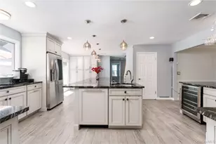 6 Davids Way, Port Jefferson, NY 11777 - Photo 14