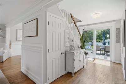 4 Acorn Street, Ronkonkoma, NY 11779 - Photo 16