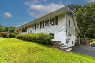 68 Parkcrest Dr, Rosendale, NY 12472 - Photo 2