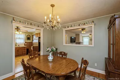 27 Litchfield Avenue, Babylon, NY 11702 - Photo 8