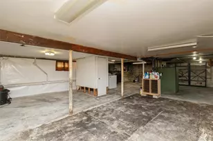 27 Litchfield Ave, Babylon, NY 11702 - Photo 18
