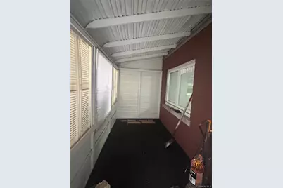 137 Woodlawn Avenue, Yonkers, NY 10704 - Photo 6