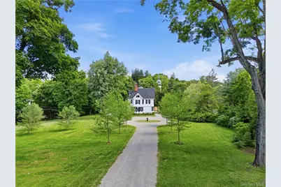 392 Old Quaker Hill Road, Pawling, NY 12564 - Photo 2