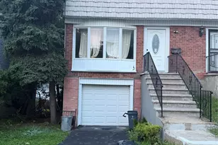 4 Gerri Ln, Yonkers, NY 10703 - Photo 2