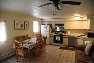 3236 Radio Dr, Bronx, NY 10465 - Photo 16