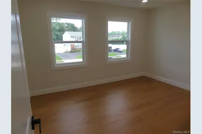 16 Sunshine Lane, Amityville, NY 11701 - Photo 28