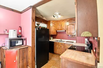 9 Kinderhook Drive, Poughkeepsie, NY 12603 - Photo 10