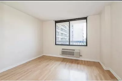 15038 Union Turnpike #8F, Kew Gardens, NY 11367 - Photo 10