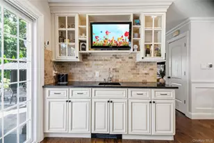808 Fire Island Ave, West Islip, NY 11795 - Photo 8