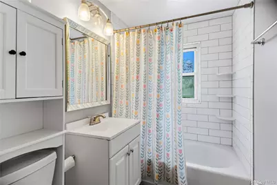 808 Fire Island Avenue, West Islip, NY 11795 - Photo 16