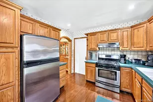 35 Biltmore Dr, Mastic Beach, NY 11951 - Photo 12