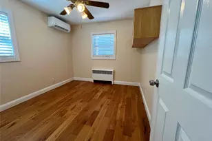 541 E Park Ave, Long Beach, NY 11561 - Photo 10
