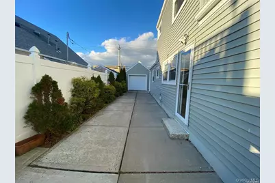 541 E Park Avenue #1st Floor, Long Beach, NY 11561 - Photo 16
