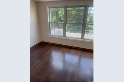 209 E Prospect Avenue #3rd floor, Mount Vernon, NY 10550 - Photo 6