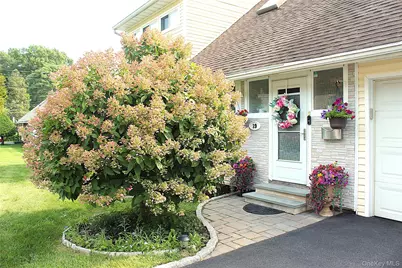 19 Jean Lane, Hartsdale, NY 10530 - Photo 2