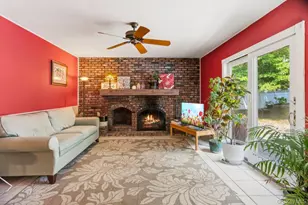 9 Dillmont Dr, Smithtown, NY 11787 - Photo 10