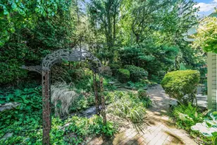34 Grist Mill Ln, Huntington, NY 11743 - Photo 28