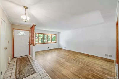 34 Gristmill Lane, Huntington, NY 11743 - Photo 8