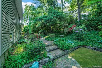 34 Gristmill Lane, Huntington, NY 11743 - Photo 30