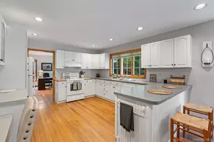 470 Pond Path, East Setauket, NY 11733 - Photo 8