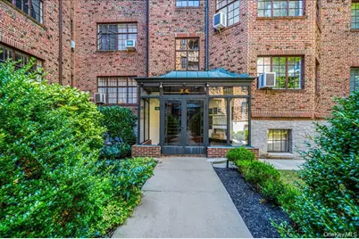 38-30 Douglaston Parkway #2G, Douglaston, NY 11363 - Photo 2