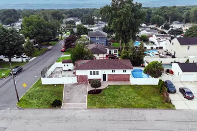 414 Westview Avenue, Deer Park, NY 11729 - Photo 26