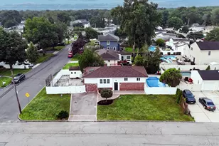 414 Westview Ave, Deer Park, NY 11729 - Photo 26