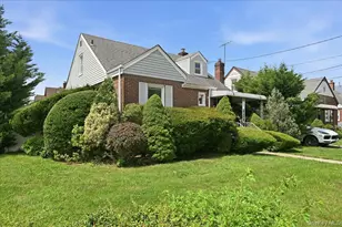 191 Nassau Blvd, New Hyde Park, NY 11040 - Photo 2