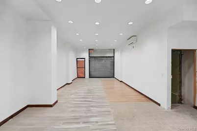 107-10 Jamaica Avenue, Richmond Hill, NY 11418 - Photo 10
