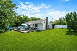 40 Elm Ave, Flanders, NY 11901 - Photo 38
