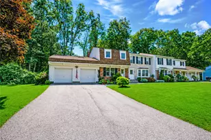 5 Stockton Commons, Yaphank, NY 11980 - Photo 4