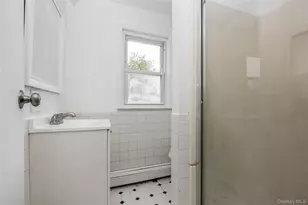 239 Ocean Ave, Brentwood, NY 11717 - Photo 14