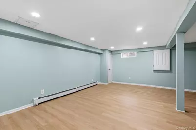 4 Cecil Place, Hicksville, NY 11801 - Photo 18