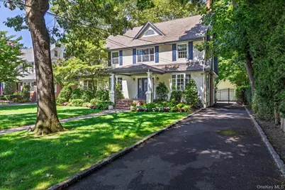 72 Broadway, Rockville Centre, NY 11570 - Photo 32